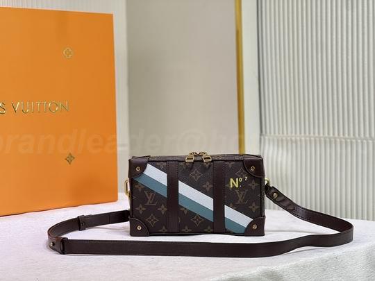 LV Handbags 573